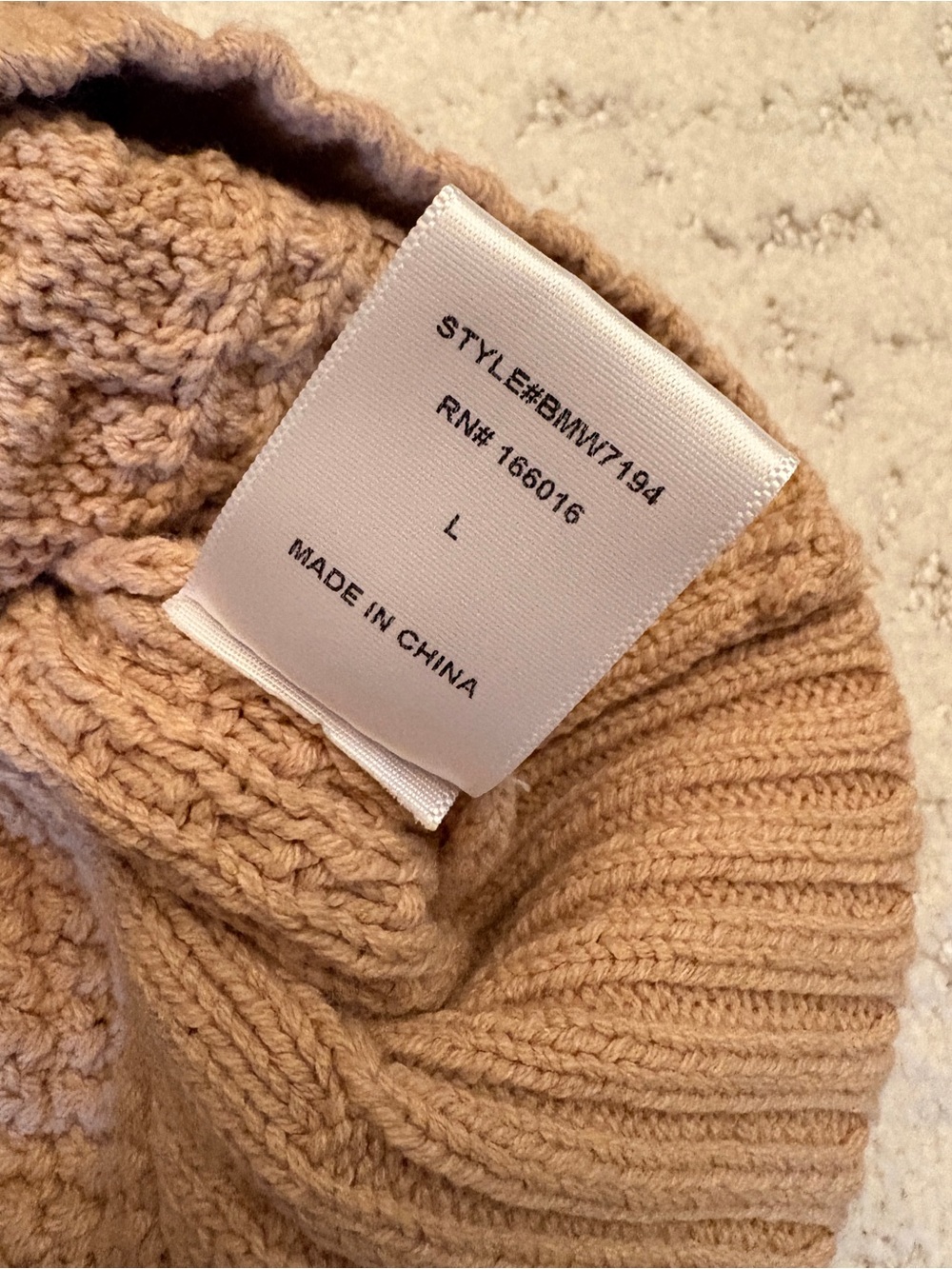 Buttermelon NEW Tan Oversized Chunky Cable Knit Cropped Sweater Size Large - Picture 8 of 9